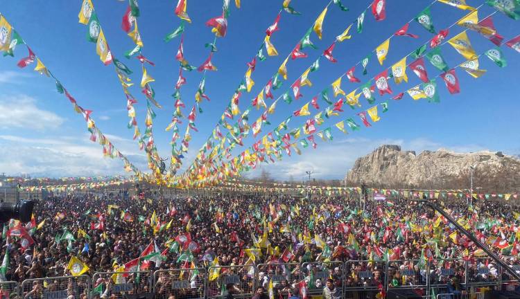 NEWROZ PÎROZ BE